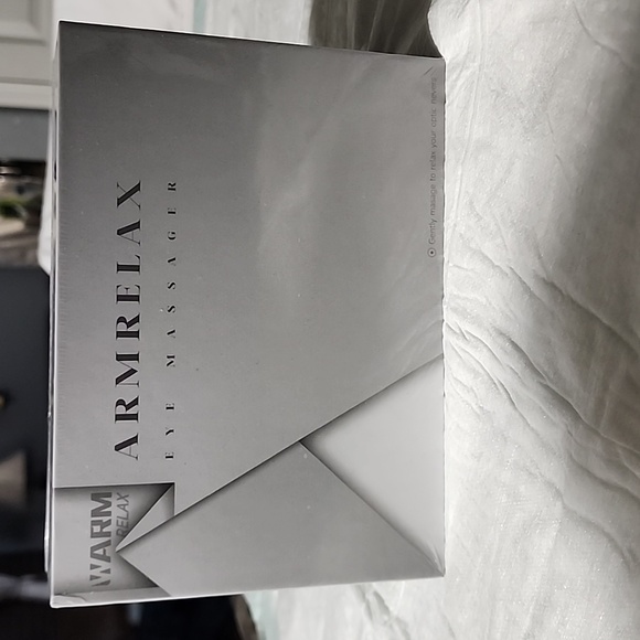 Warm Relax Eye Messager Airbag/Microvibration/Bluetooth - Picture 1 of 3